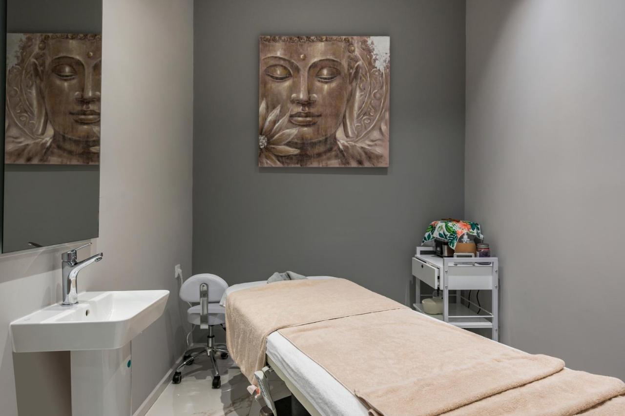 Blue Elephant Boutique Hotel & Spa - Adults Only Almirida Dış mekan fotoğraf